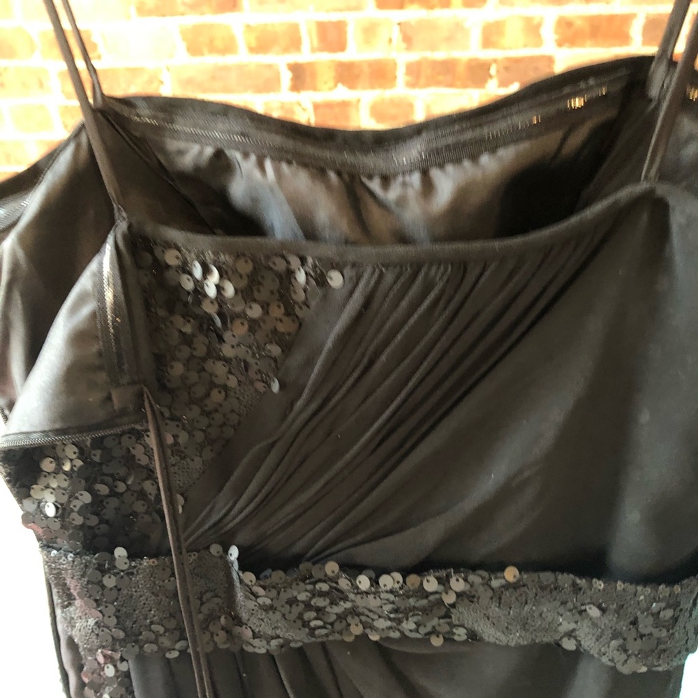 Dress - Picture 5 of 5